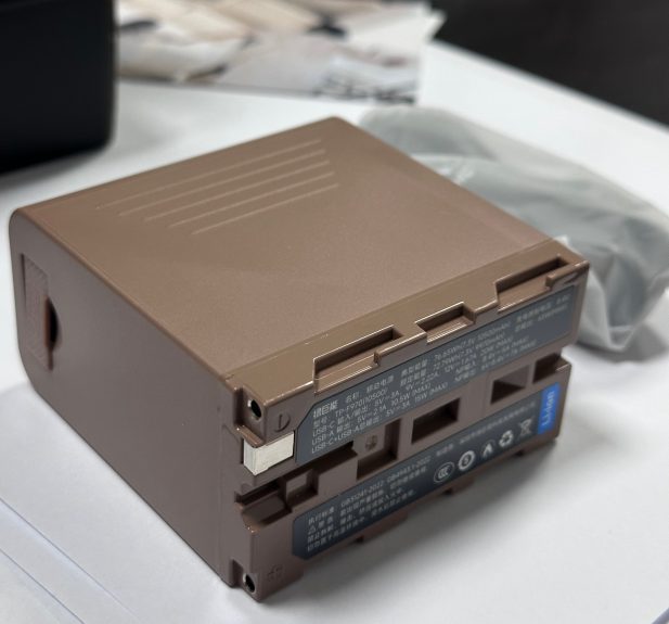 NP-F970 10500mAh TypeC 直充电池